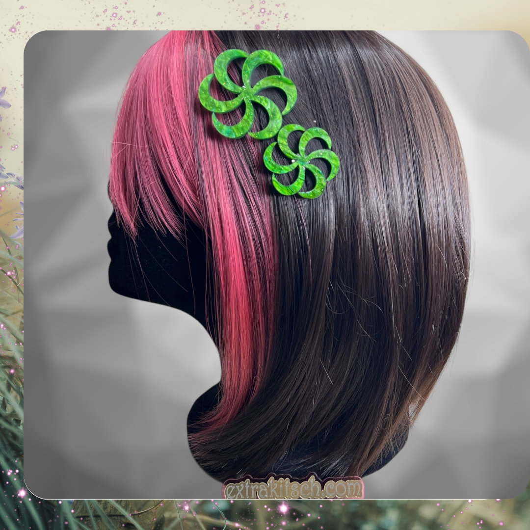 Swirly Green Hair Clip Set – 1 Large + 1 Small