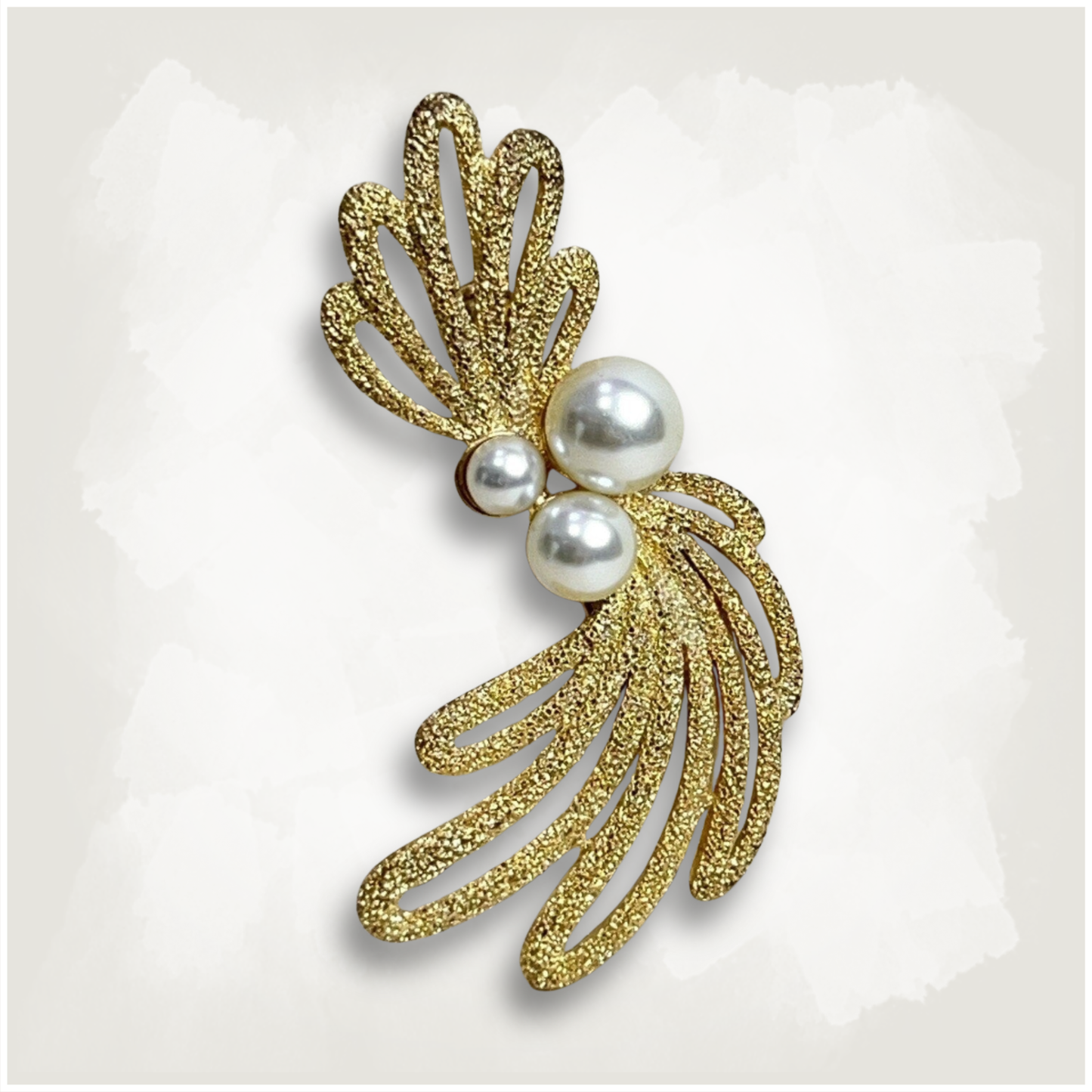 Vintage Gold and Pearl Mid Century Brooch
