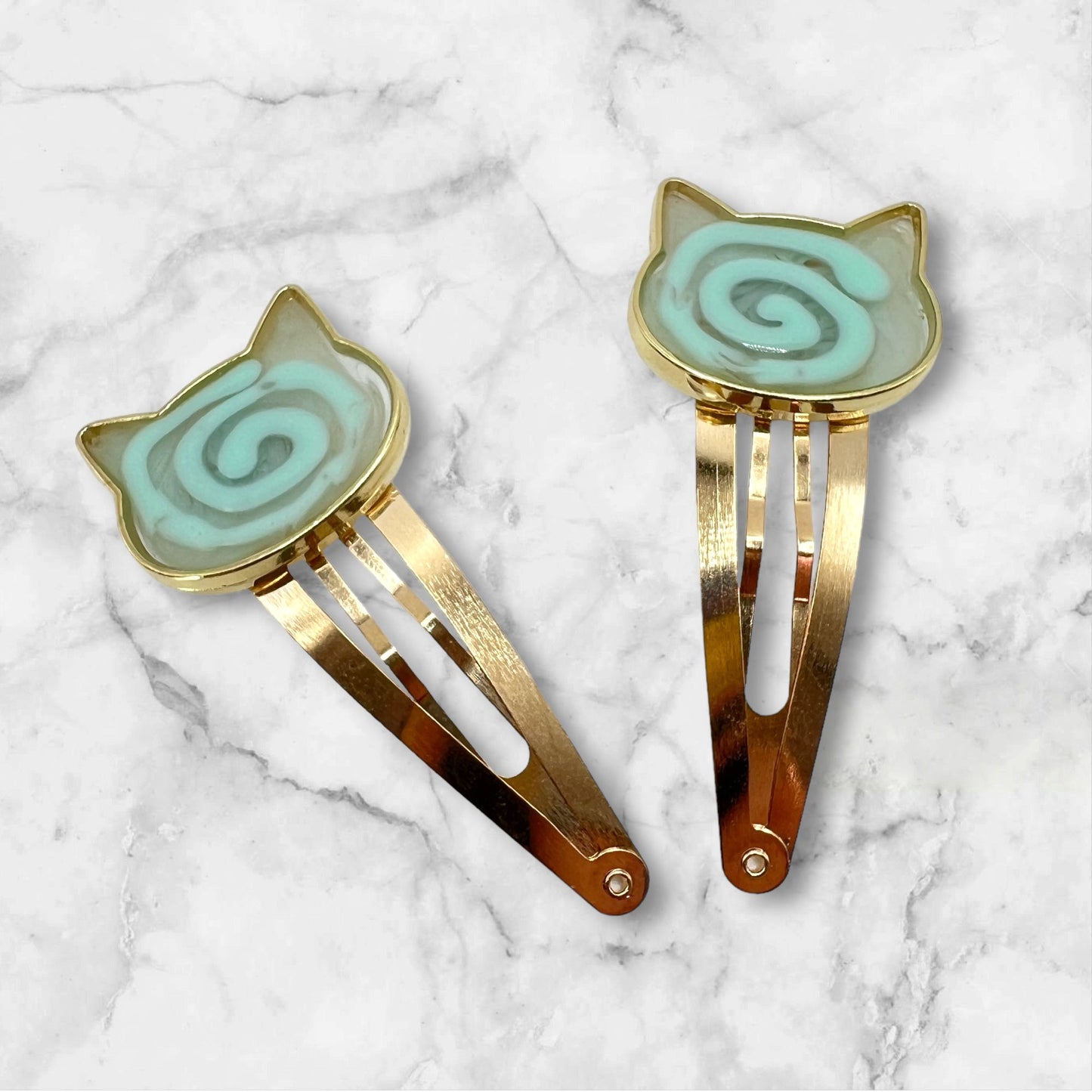 Trippy Kitty Swirly Pop Hair Clips