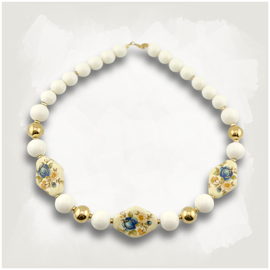 Vintage Beaded Floral Necklace