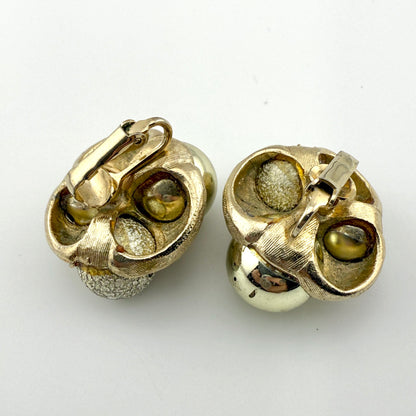 Vintage Gold Tone Cluster Clip Earrings