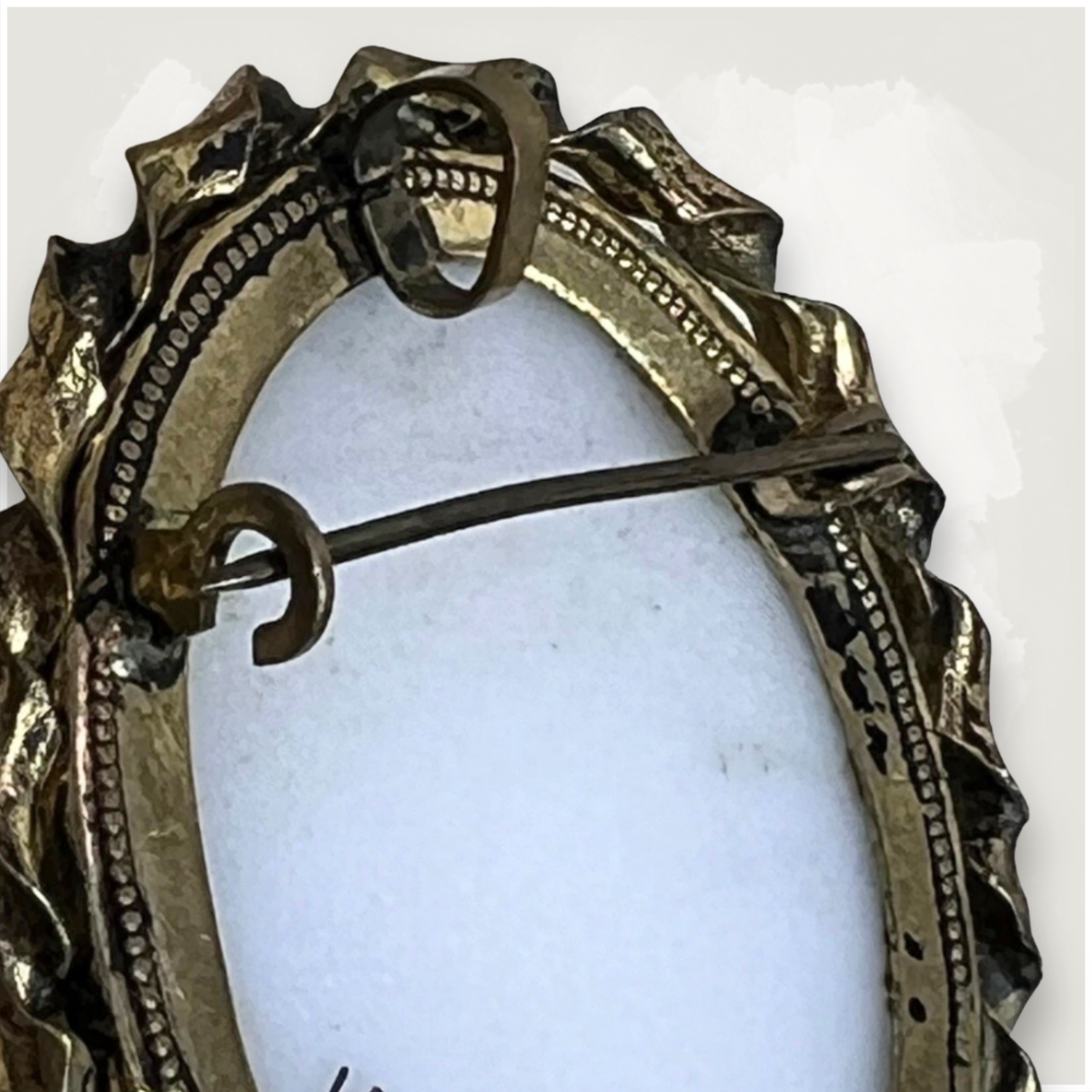 Vintage West Germany Cameo Style Floral Brooch