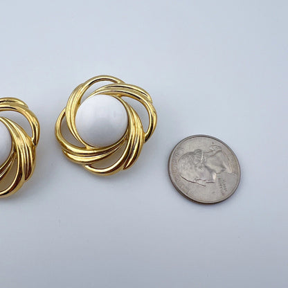 Trifari White & Gold Vintage Clip On Earrings