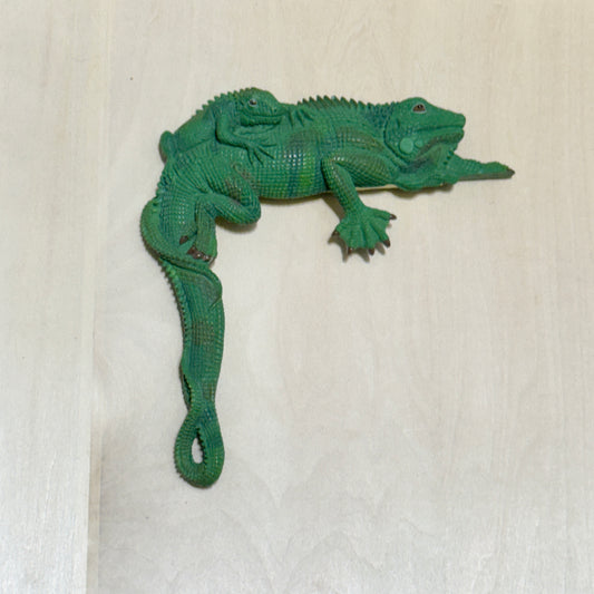 Lizard Door Topper