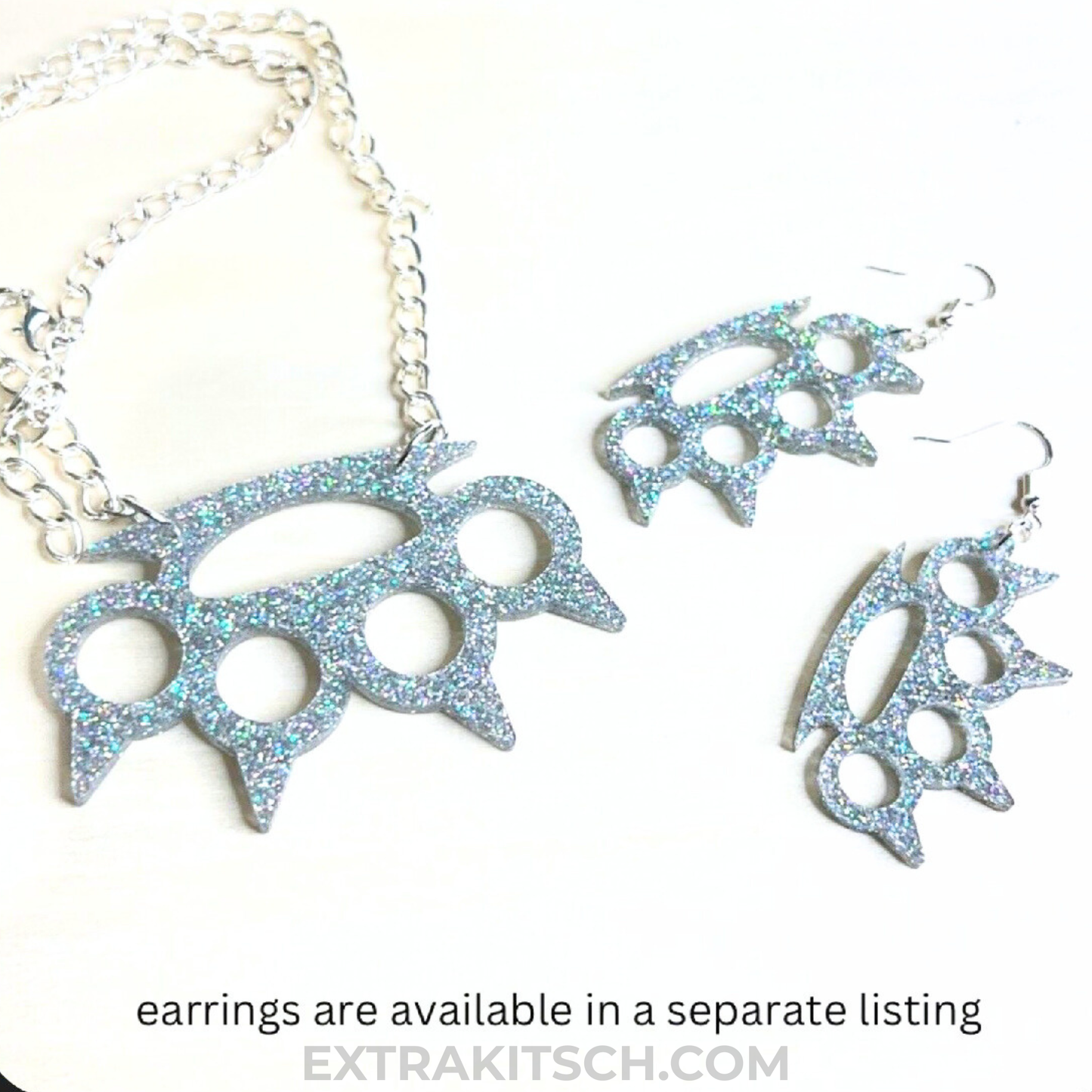 Emo Y2K Glitter Knuckles Necklace – Large Statement Charm