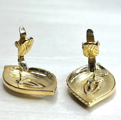 Vintage Trifari Black & White Enamel Leaf Clip On Earrings