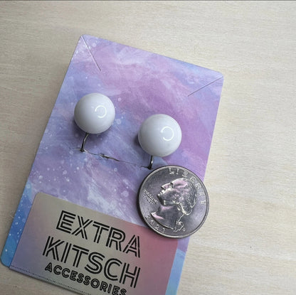 Vintage White Glass Screw-Back Earrings (Made in Japan Mid-Century)