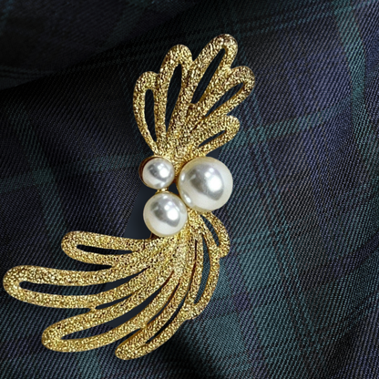 Vintage Gold and Pearl Mid Century Brooch