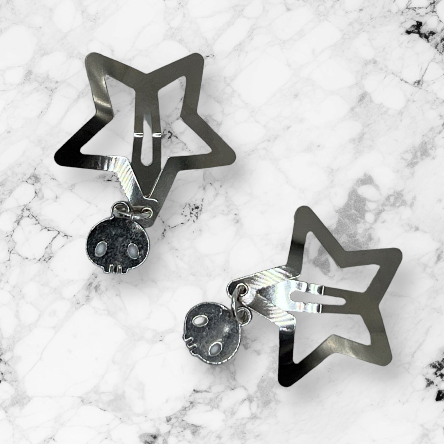 Y2K Skull and Crossbones Mini Star Hair Clips